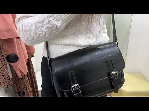 ❤️ Pampublikong masturbesyon ng batang asong si FeralBerry na may dildo sa fitting room ☑ super sex sa tl.hentaivost.ru ❌️❤